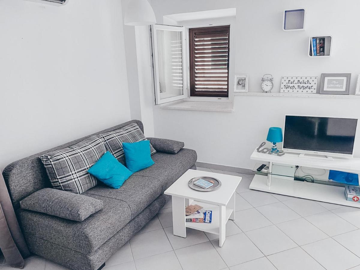 Apartment Estera Jelsa  Esterno foto