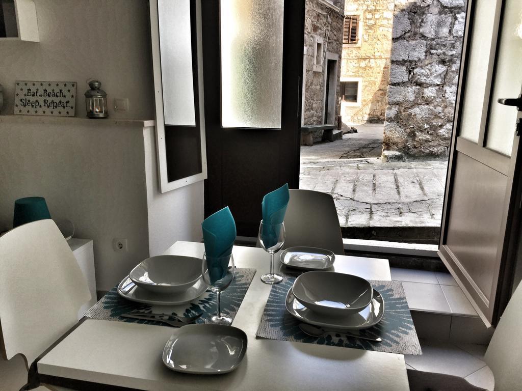 Apartment Estera Jelsa  Esterno foto