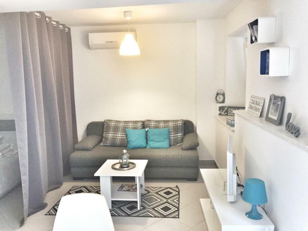 Apartment Estera Jelsa  Esterno foto
